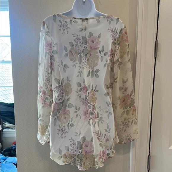 JBS Floral Sheer Women's Top- size 10 - Picture 6 of 6